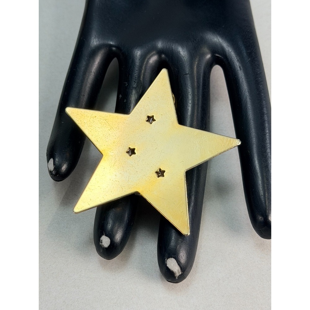 Vintage Gold Tone Star Light Up Blinking LED Pin Brooch Novelty Jewelry